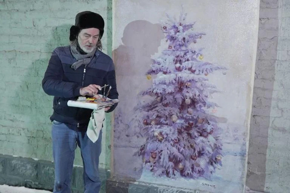 Народный художник России Никаса Сафронова нарисовал граффити на стене дома в самом центре Москвы.