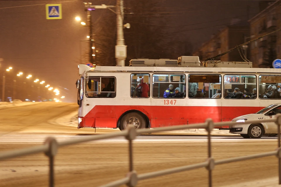 Проезд станет бесплатным на 3,5 часа. Фото: Дмитрий Селезнев