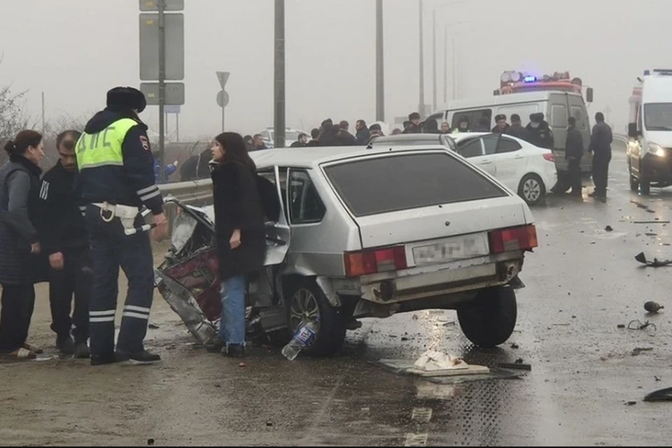 В Адыгее из-за тумана столкнулись три автомобиля. Фото: пресс-служба МВД по республике Адыгея.