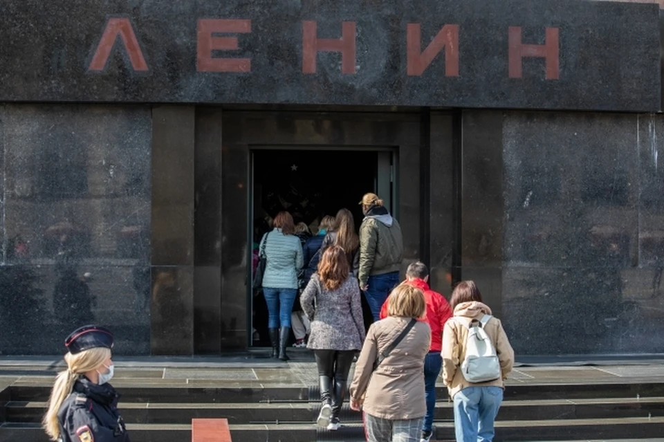 В СПЧ считают, что перенос захоронений лидеров СССР с Красной площади возмутит россиян