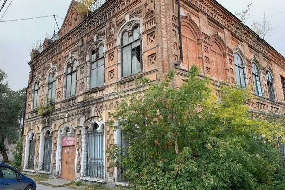 В Ачинске на продажу выставили старинный особняк 19 века. Фото: сайт Российского аукционного дома