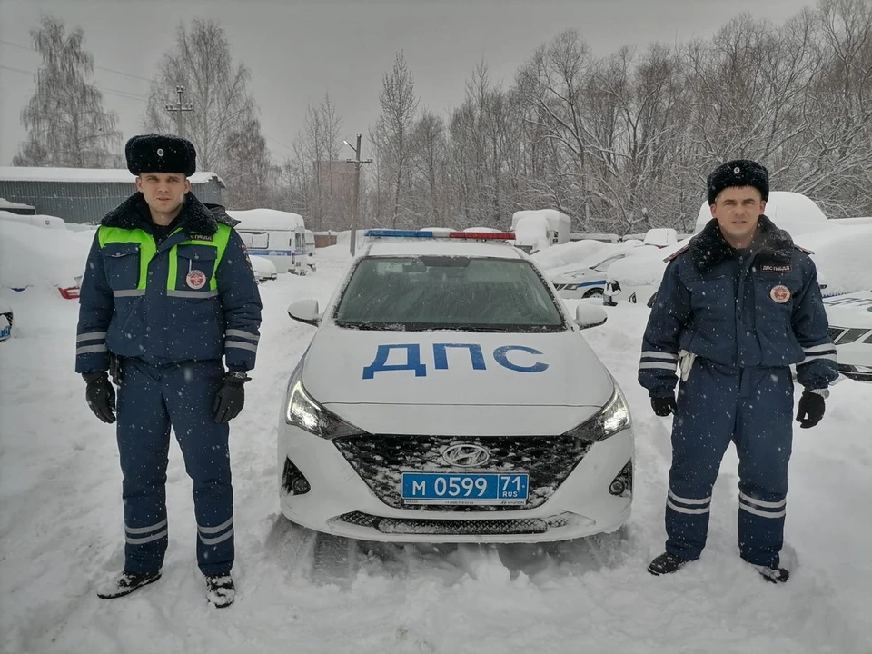 Тульские госавтоинспекторы спасли жизнь автоледи