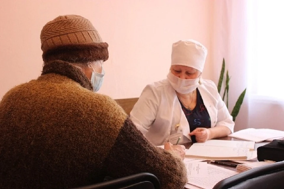 Лечение от коронавируса в ДНР продолжают 2048 пациентов