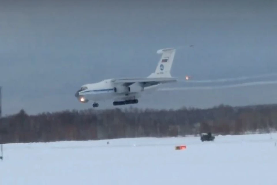 В Иваново из Казахстана прибыли десять самолетов с российскими миротворцами ОДКБ Фото: кадр из видео