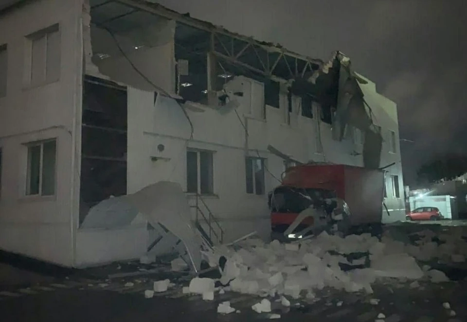 Разрушения, причиненные ветром на улице Гагарина