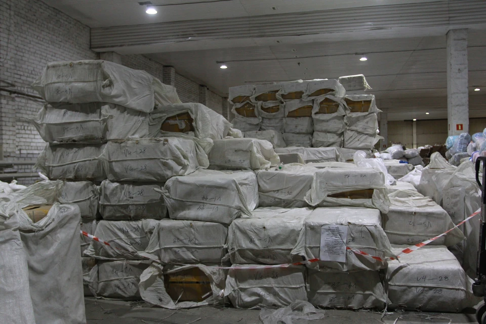 Почти 9000 комплектов постельного белья провозили через границу незаконно. Фото: пресс-служба Самарской таможни