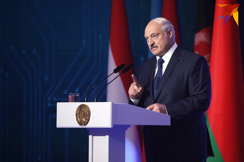 Лукашенко подписал указ о дате референдума по изменению Конституции Беларуси.