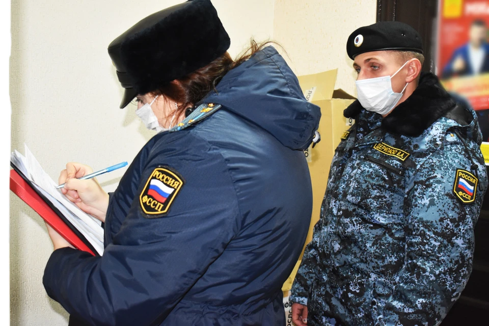 Судебные приставы исполнили решение суда. Фото пресс-службы УФССП России по Белгородской области.