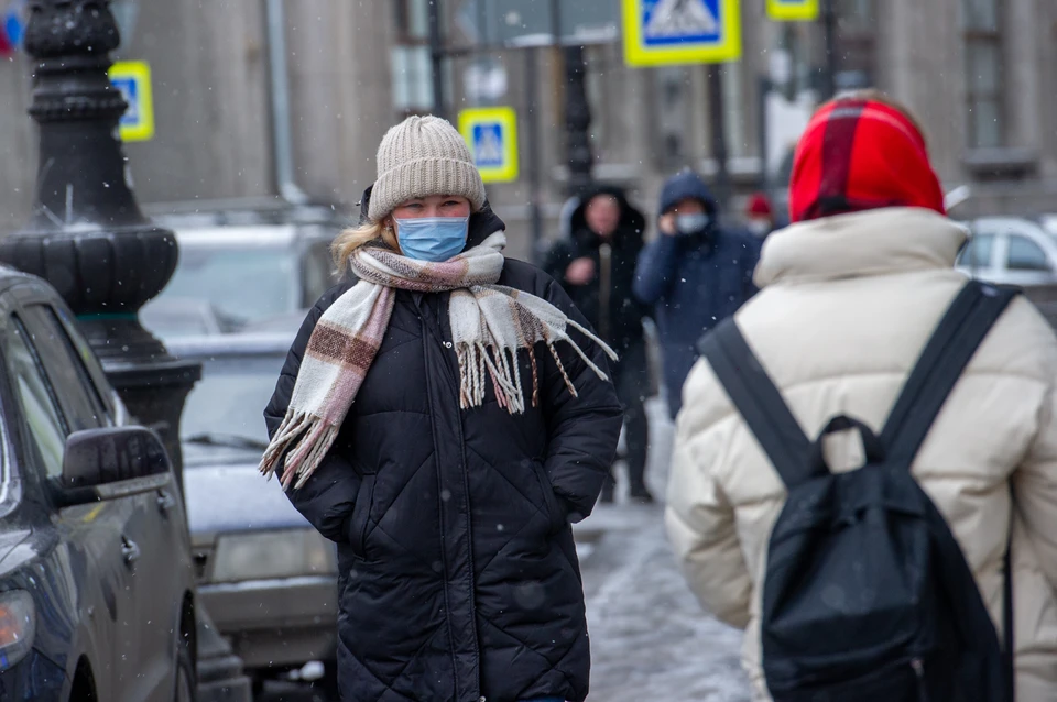 Свыше 8,4 тысяч человек заболели коронавирусом в Петербурге за сутки