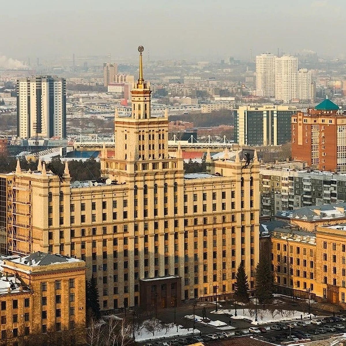 Городской государственный. Южно-Уральский государственный университет Челябинск. Южно-Уральский государственный университет, г. Челябинск (ЮУРГУ). Главный корпус ЮУРГУ В Челябинске. Здание ЮУРГУ Челябинск.