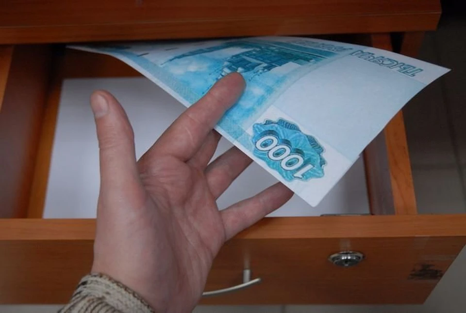 Почти 2,5 миллиона рублей взяток получили должностные лица Тульской области за 2021 год
