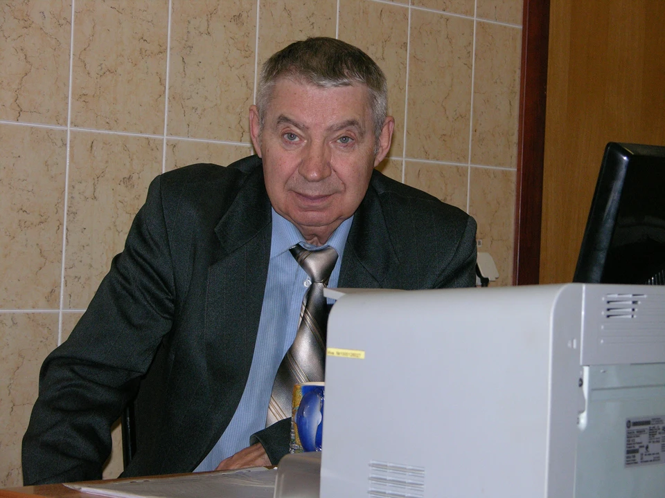 С 1974 года Коржавый начал работать в МГТУ им. Баумана.