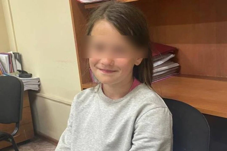 В Иркутске волонтеры и полицейские разыскивают 10-летнюю Диану Петухову