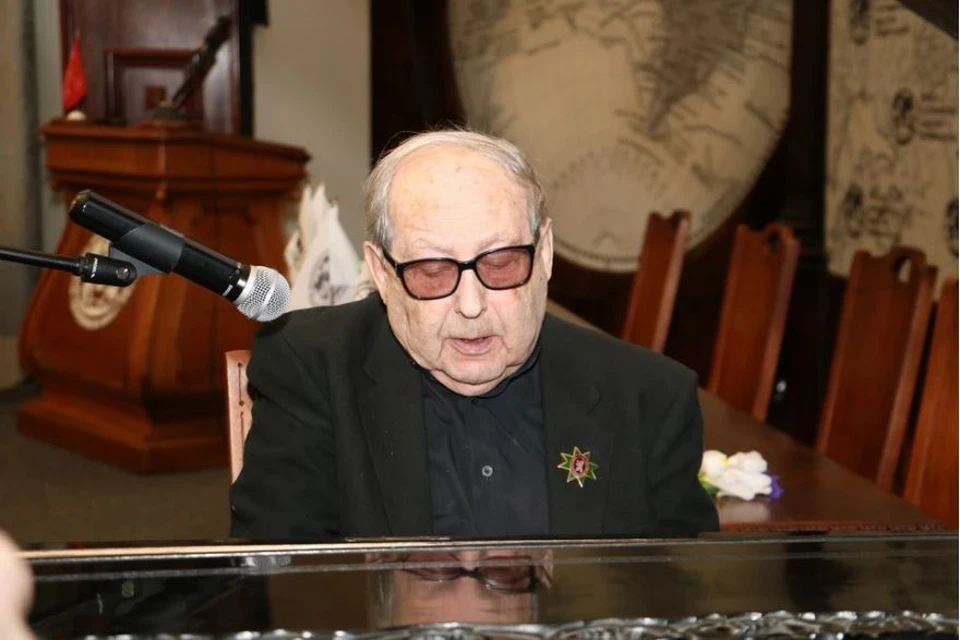 88-летний композитор оправляется от потрясения после нападения в подъезде. ФОТО: www.rgo.ru