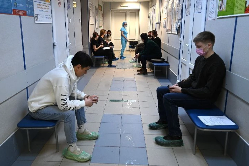 В марте в Ярославскую область доставят ще одну партию вакцина "Спутник М", предназначенную для подростков
