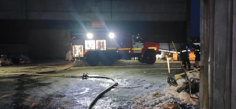 В Хабаровске произошел пожар на складе