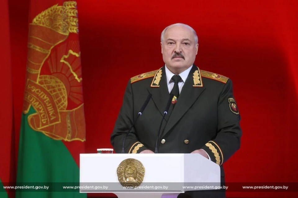 Лукашенко поздравил белорусов с Днем защитников Отечества и Вооруженных сил Беларуси. Фото: БелТА