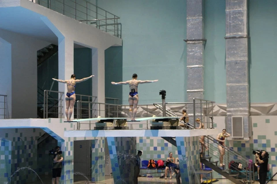 Прыжки в воду 2024. Прыжки в воду 2024. Прыжки в воду 2024. Саратов прыжки в воду синхрон. Саратов прыжки в воду синхрон.