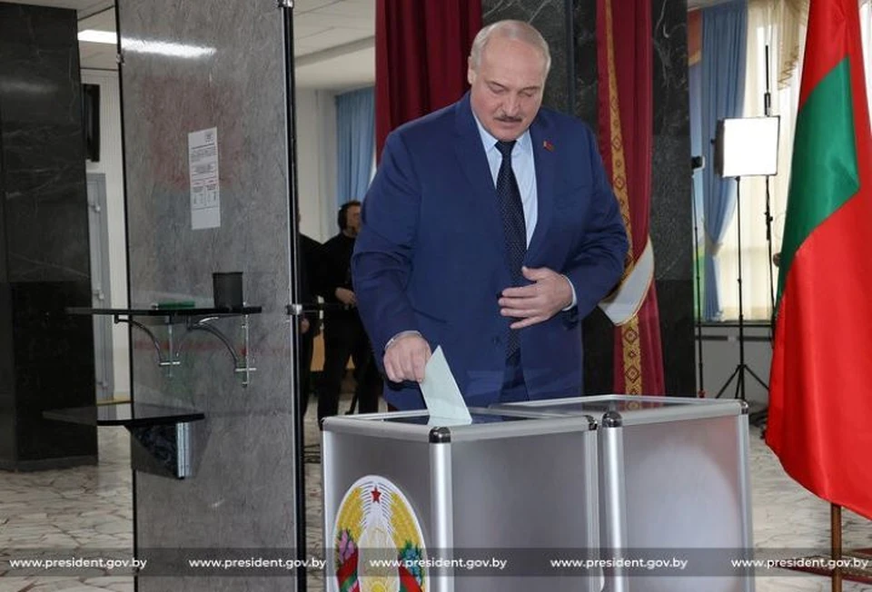 Александр Лукашенко проголосовал на референдуме и высказался на тему военного конфликта в Украине. Фото: president.gov.by