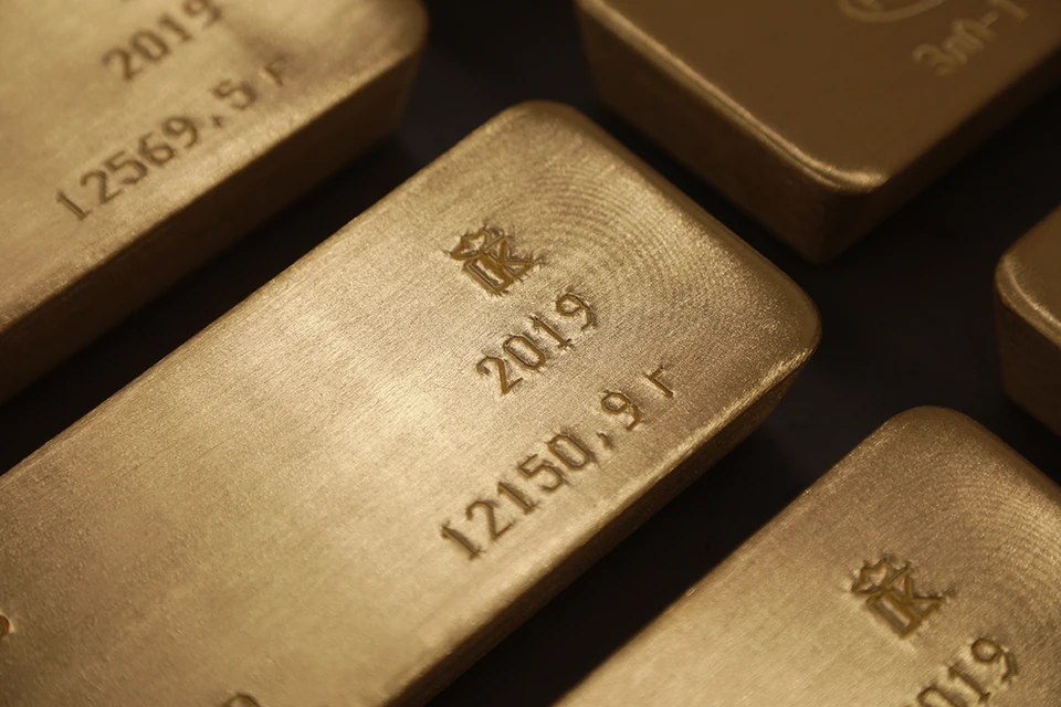 Банк России возобновляет покупку золота на внутреннем рынке драгметаллов.