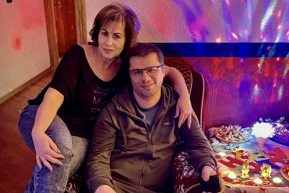 Гарик Харламов с мамой Натальей Юрьевной.