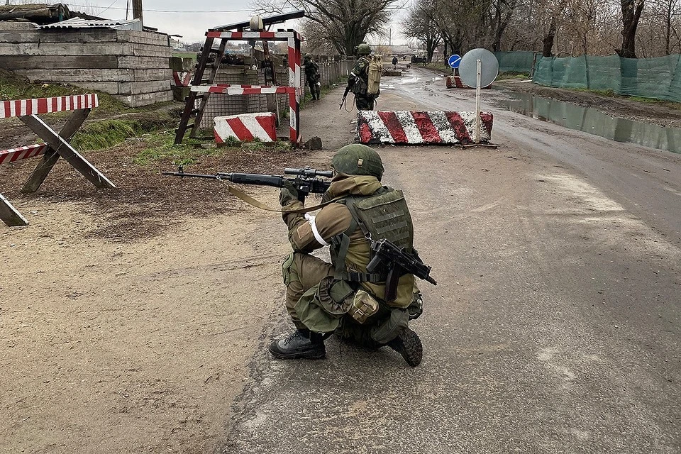 Минобороны подтверждает, что украинские националисты взорвали дом в Мариуполе