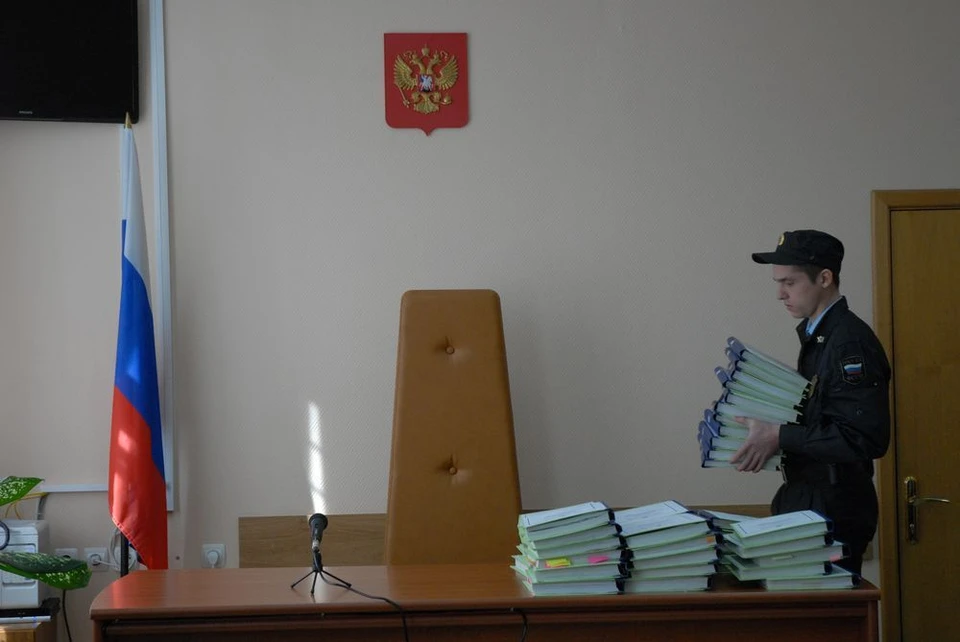 Жительницу Тульской области оштрафовали на 45 тысяч рублей за распространение листовок