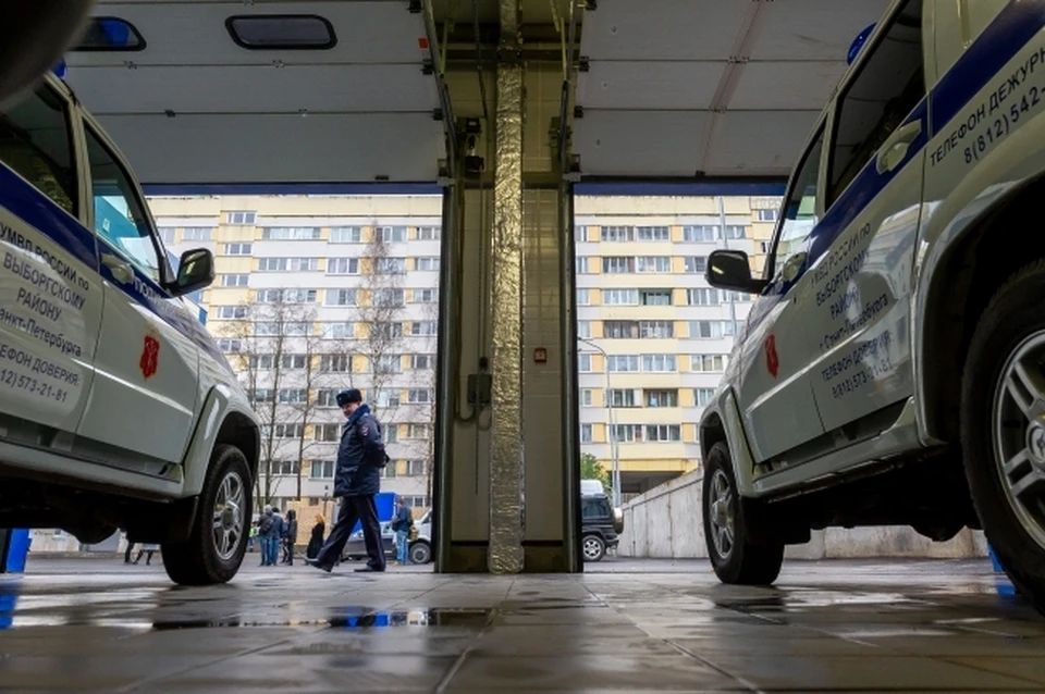 На место трагедии выехали полицейские