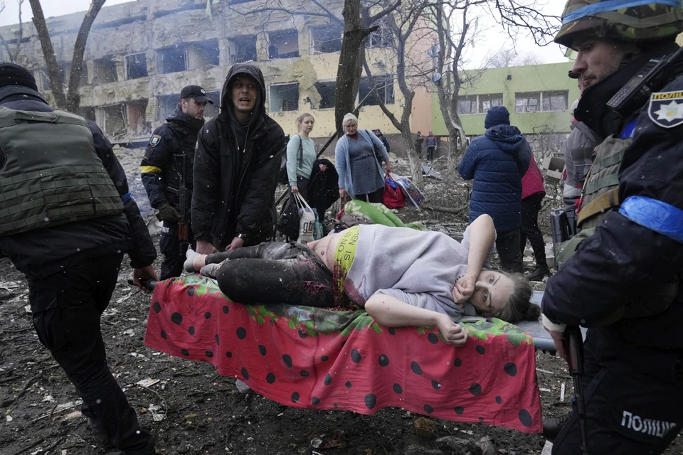 Взрывы украинских националистов рядом с мариупольской больницей № 3, в которых обвинили российских летчиков является провокации киевского режима для западной аудитории