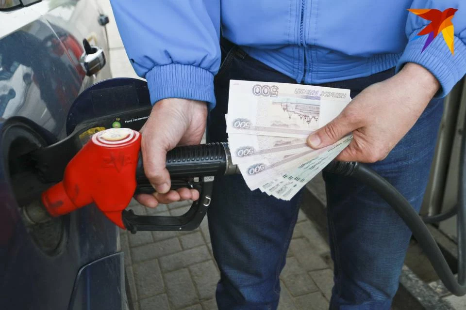 Сеть заправок не торопится закрываться.