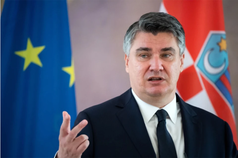 Президент Хорватии Зоран Миланович заявил о необходимости формирования собственной системы ПВО после падения беспилотника в Загребе.