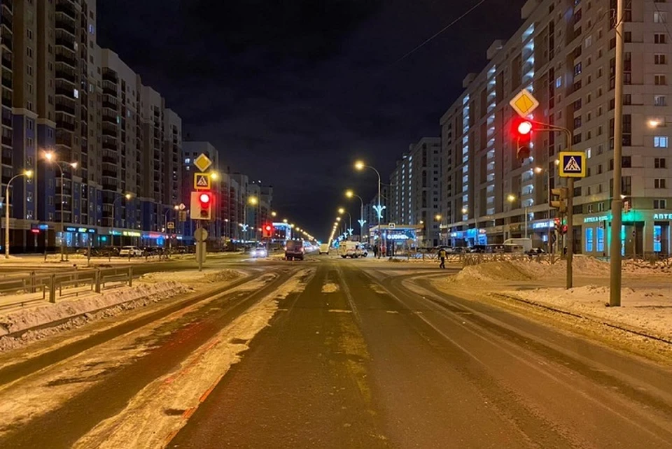 Машина скорой ехала с включенными световыми и звуковыми сигналами Фото: ГИБДД Екатеринбурга
