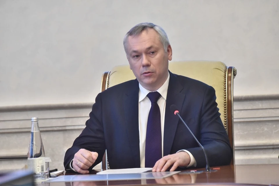 Глава региона на встрече с журналистами обсудил актуальные вопросы. Фото: Правительство НСО