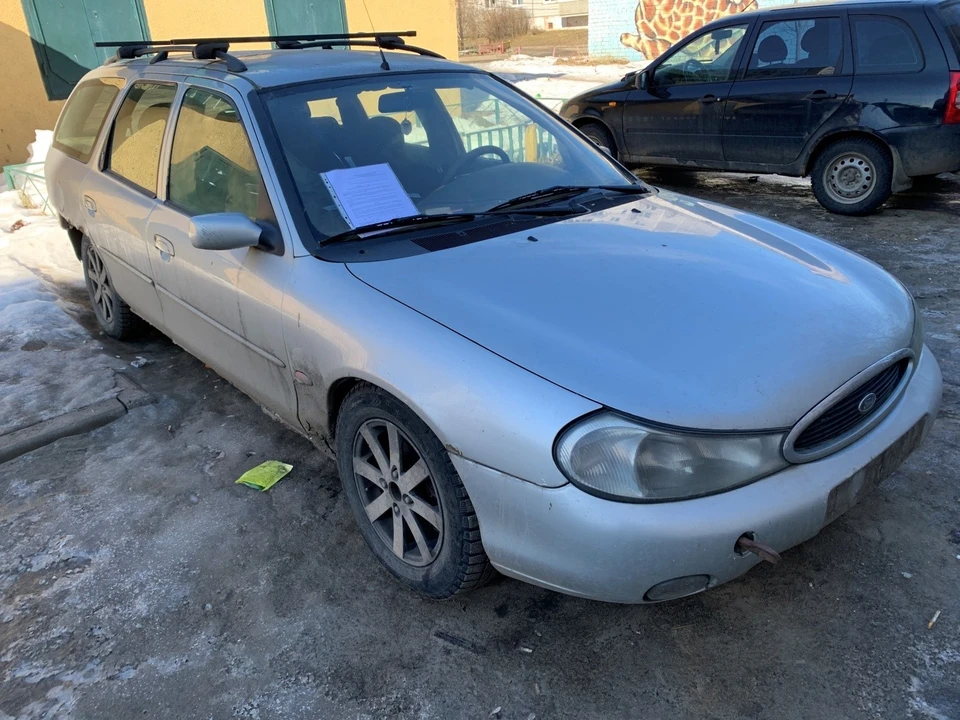 Собственнику выдано предписание на эвакуацию автомобиля Фото: администрация Твери