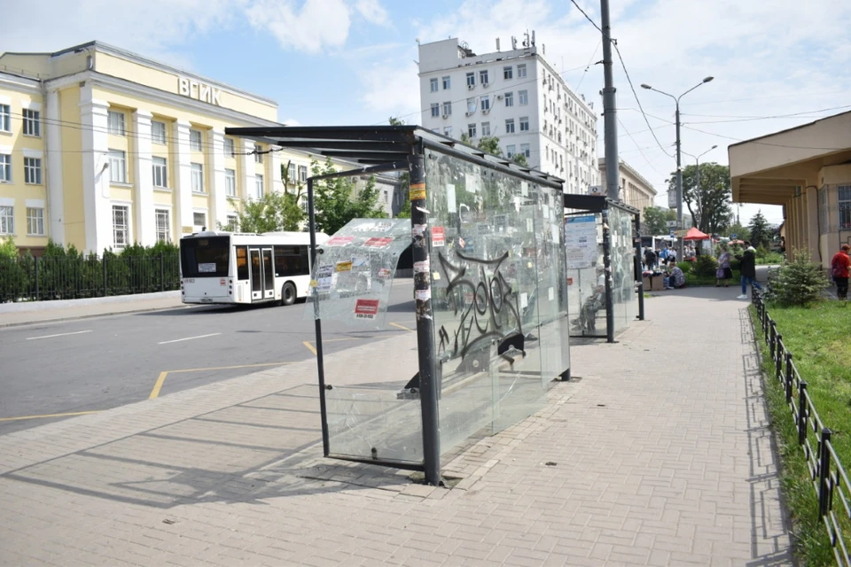 Далеко не все остановки сохранили вид такой же, как при установке.