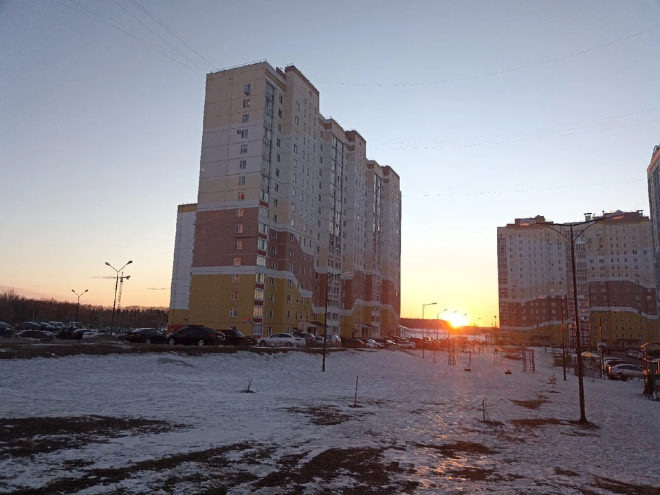 Жительница Орла состояла на учете лиц, подлежащих обеспечению жильем, но его не получила при достижении 18-летнего возраста