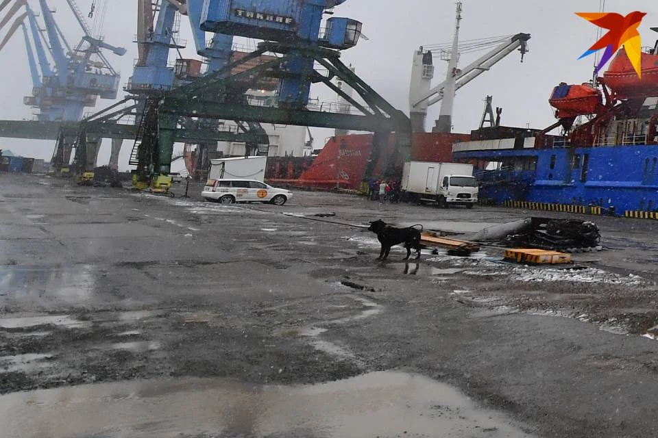 Причалы в порт должны были отремонтировать.