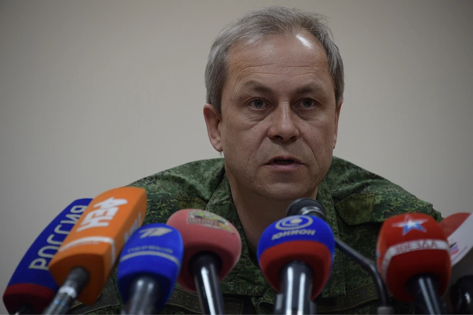 Официальный представитель народной милиции ДНР Эдуард Басурин заявил, что украинские националисты в Мариуполе блокированы в промзоне.