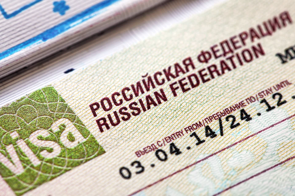 На ограничения в отношении выдачи виз в России пошли «исходя из необходимости принятия безотлагательных мер в ответ на недружественные действия».