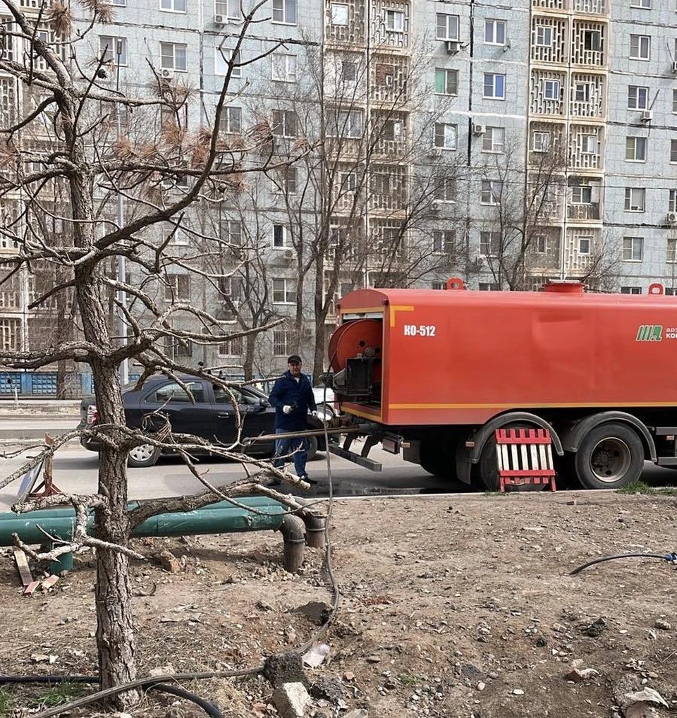 На время проведения восстановительных работ установлено насосное оборудование для перекачки стоков