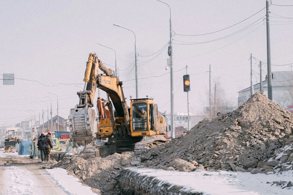 Строительство канализационного коллектора № 3 по улице Чернышевского. Фото: Семен ВИНОКУРОВ