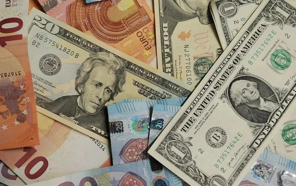 Международные резервы России выросли до 606,5 миллиарда долларов