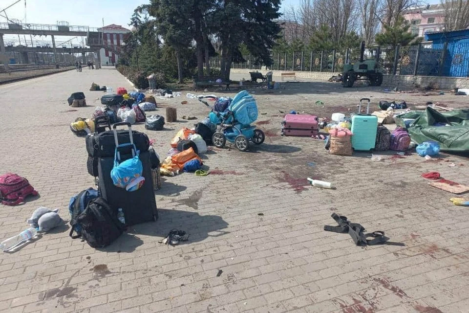 Около 30 погибших, 100 раненых… Атаку на людей Киев снова пытается списать на Россию. Но есть нестыковки