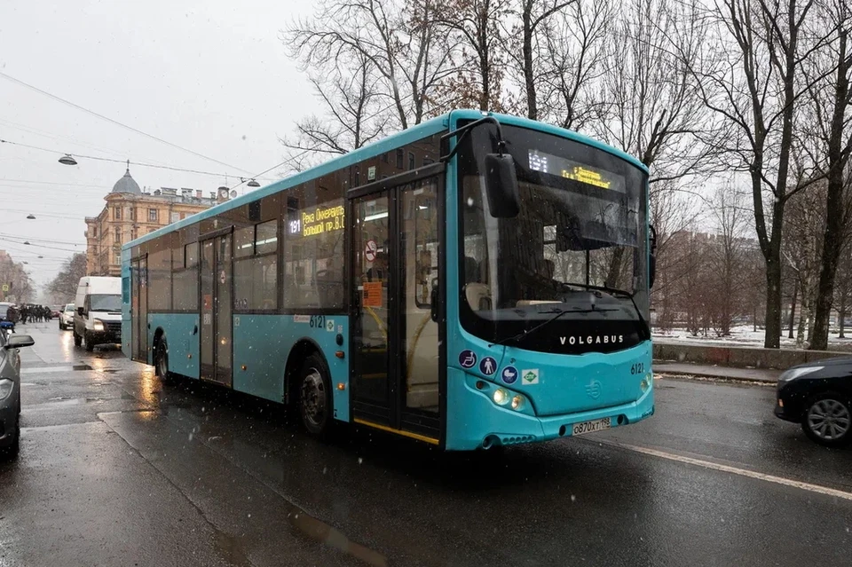 Беглов проверил, как работает транспортная реформа в Петербурге. Точнее, ее первый этап.