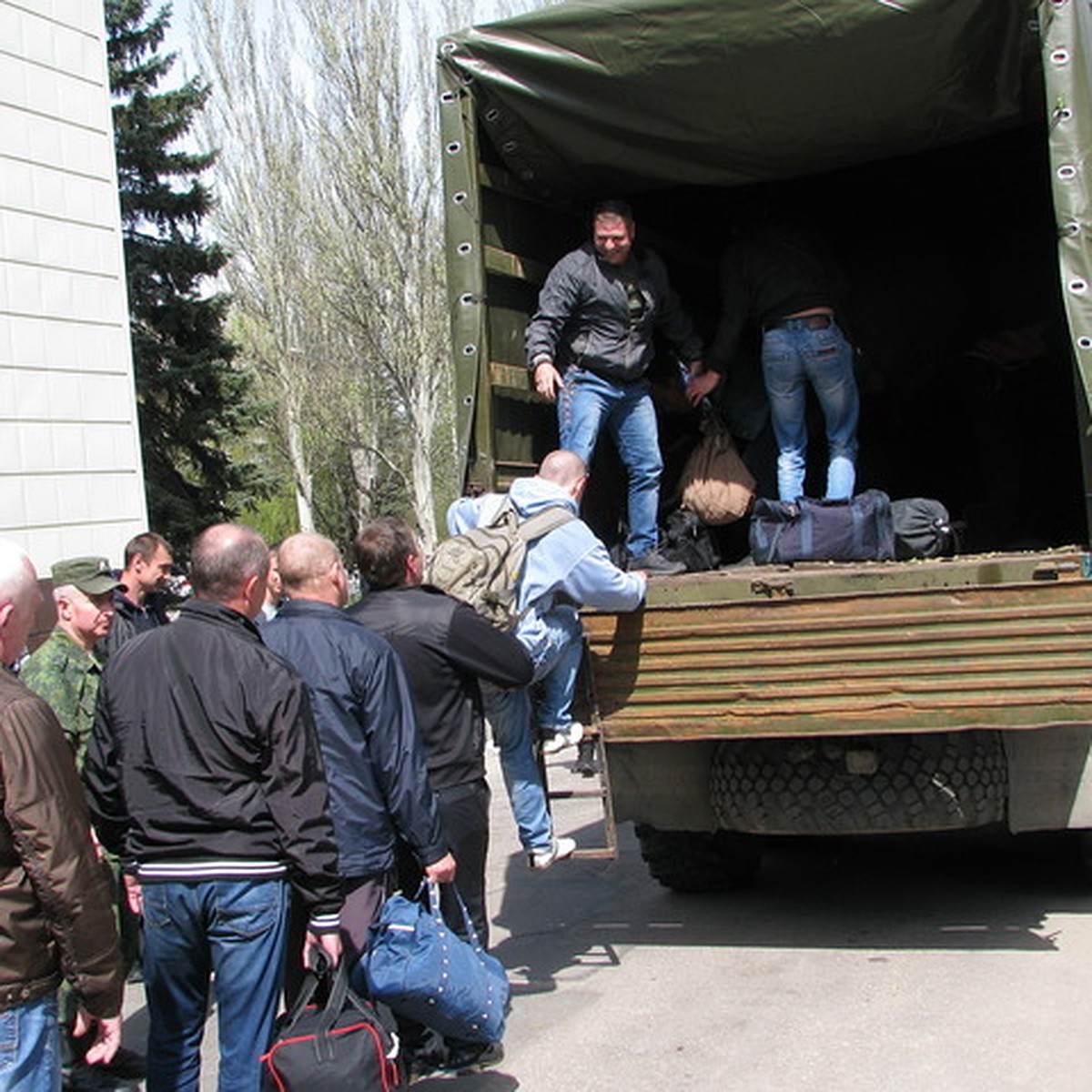 В ДНР изменился график приема родственников мобилизованных в Вооруженные  Силы - KP.RU