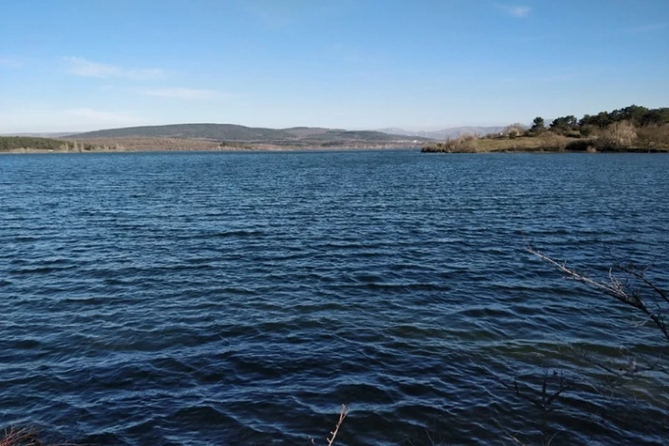 Симферопольское водохранилище наполнилось водой в результате дождей.