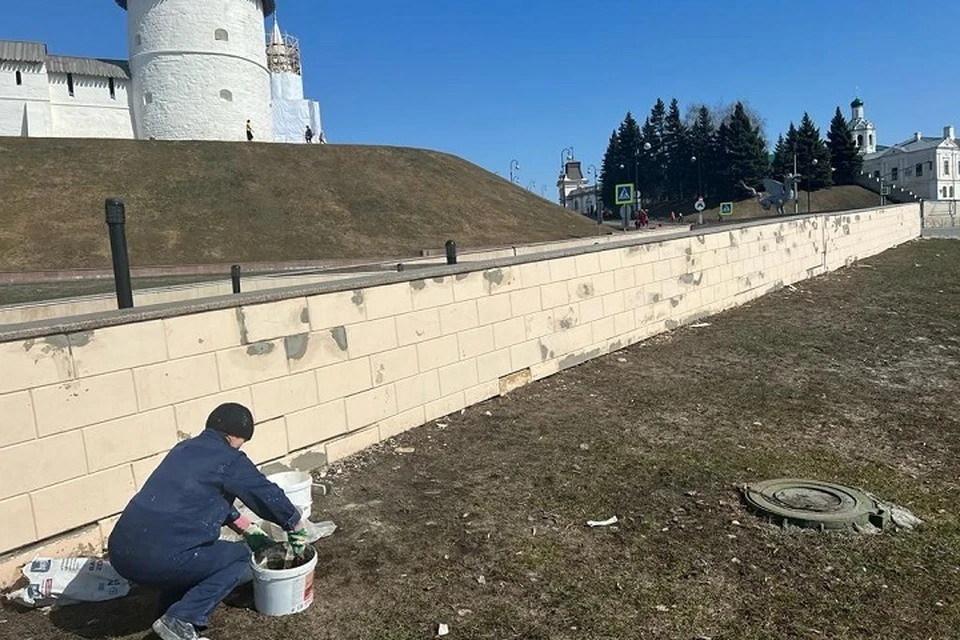 Снаружи станцию рабочие привели в полный порядок. Фото: МУП «Метроэлектротранс»