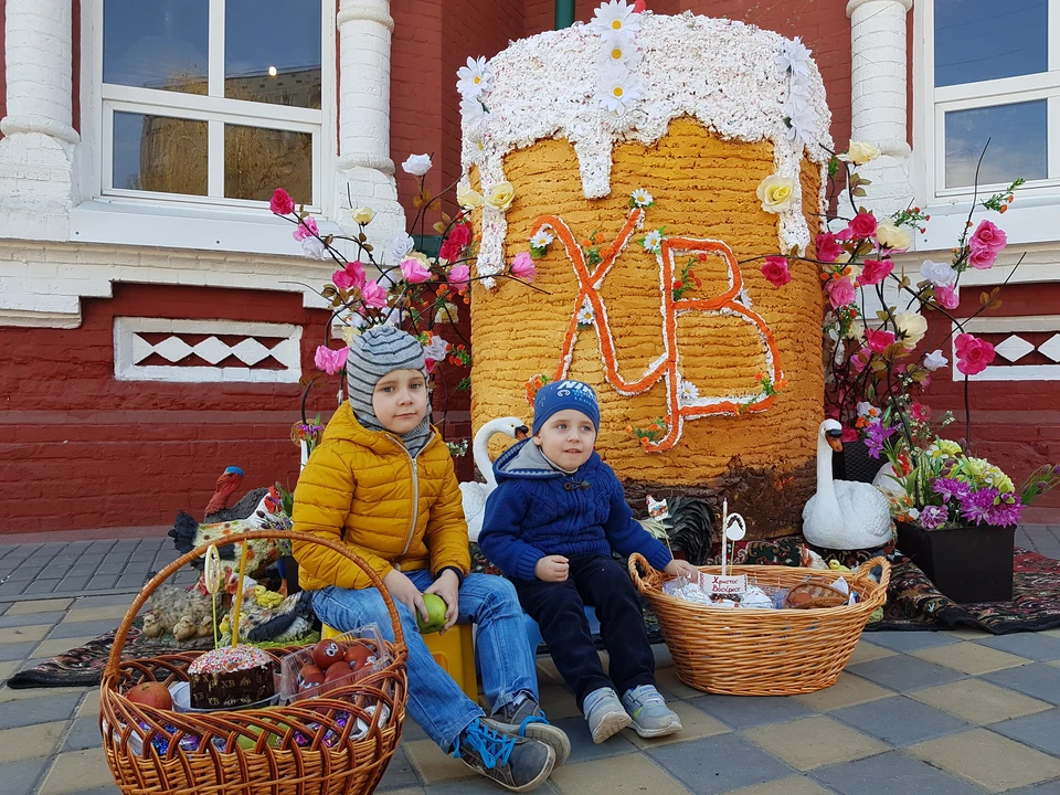 Принести куличи и яйца для освящения в храмы области можно будет днем в субботу и утром в Христово Воскресение.