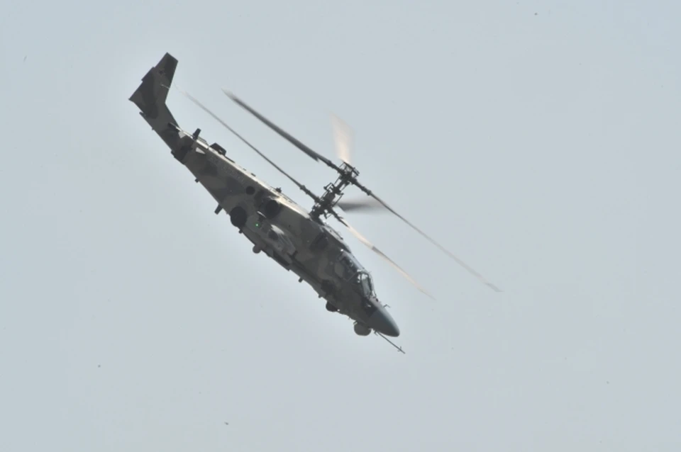 Минобороны опубликовало видео боевой работы российских вертолетов Ка-52 и Ми-8АМТШ