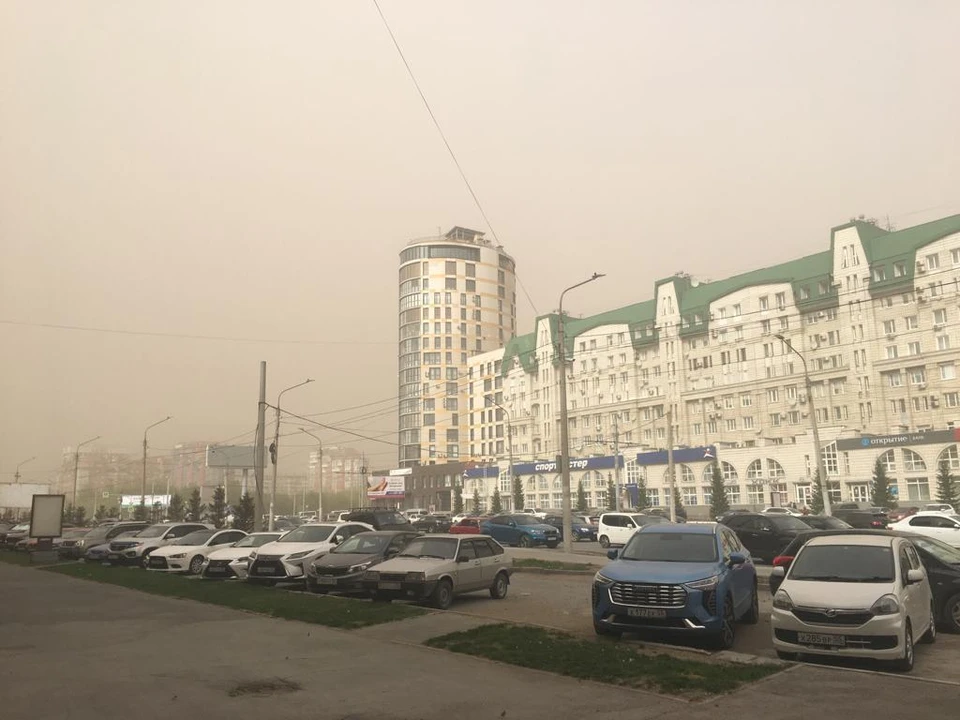 Пыльное облако нависло над Омском.